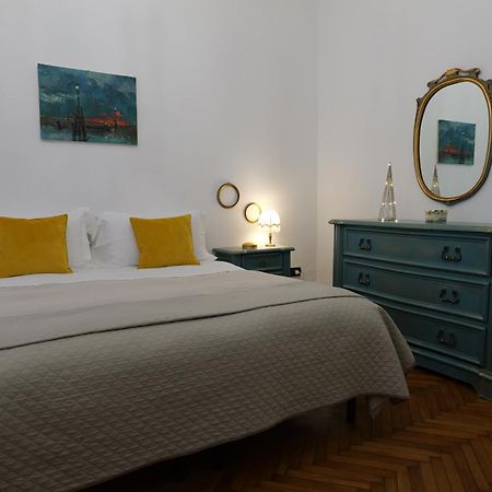 Coli'S House Bed & Breakfast Turin Bagian luar foto