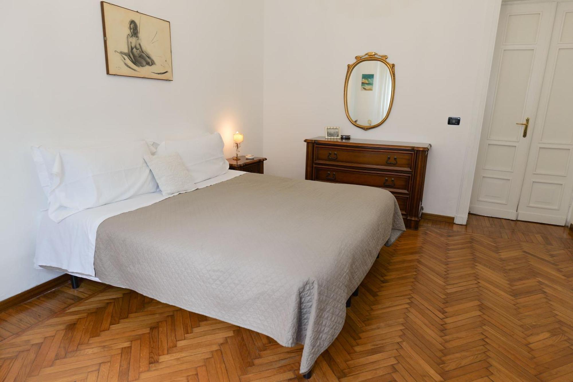 Coli'S House Bed & Breakfast Turin Bagian luar foto
