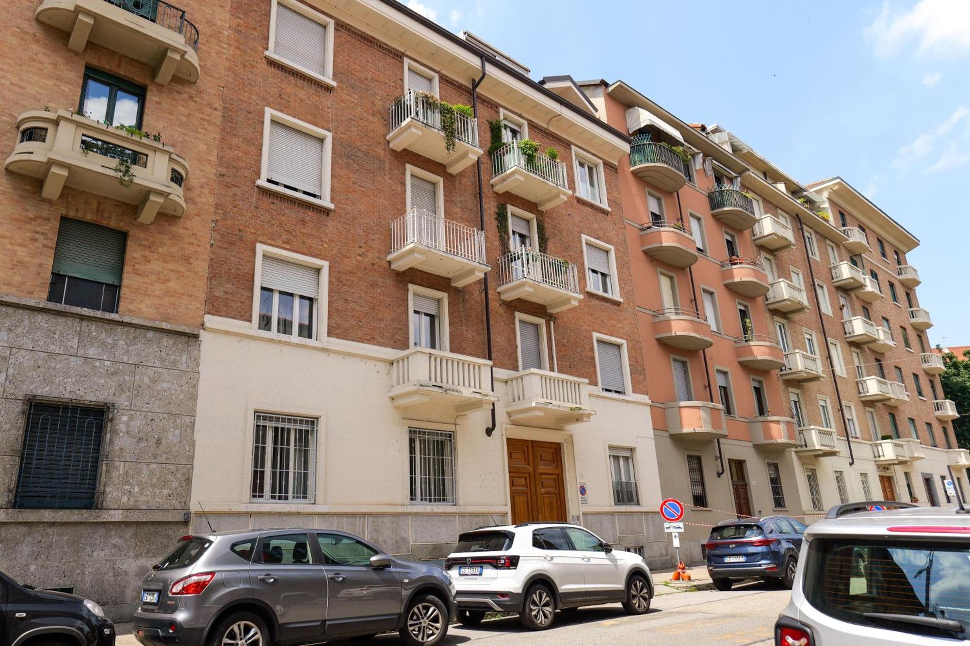 Coli'S House Bed & Breakfast Turin Bagian luar foto