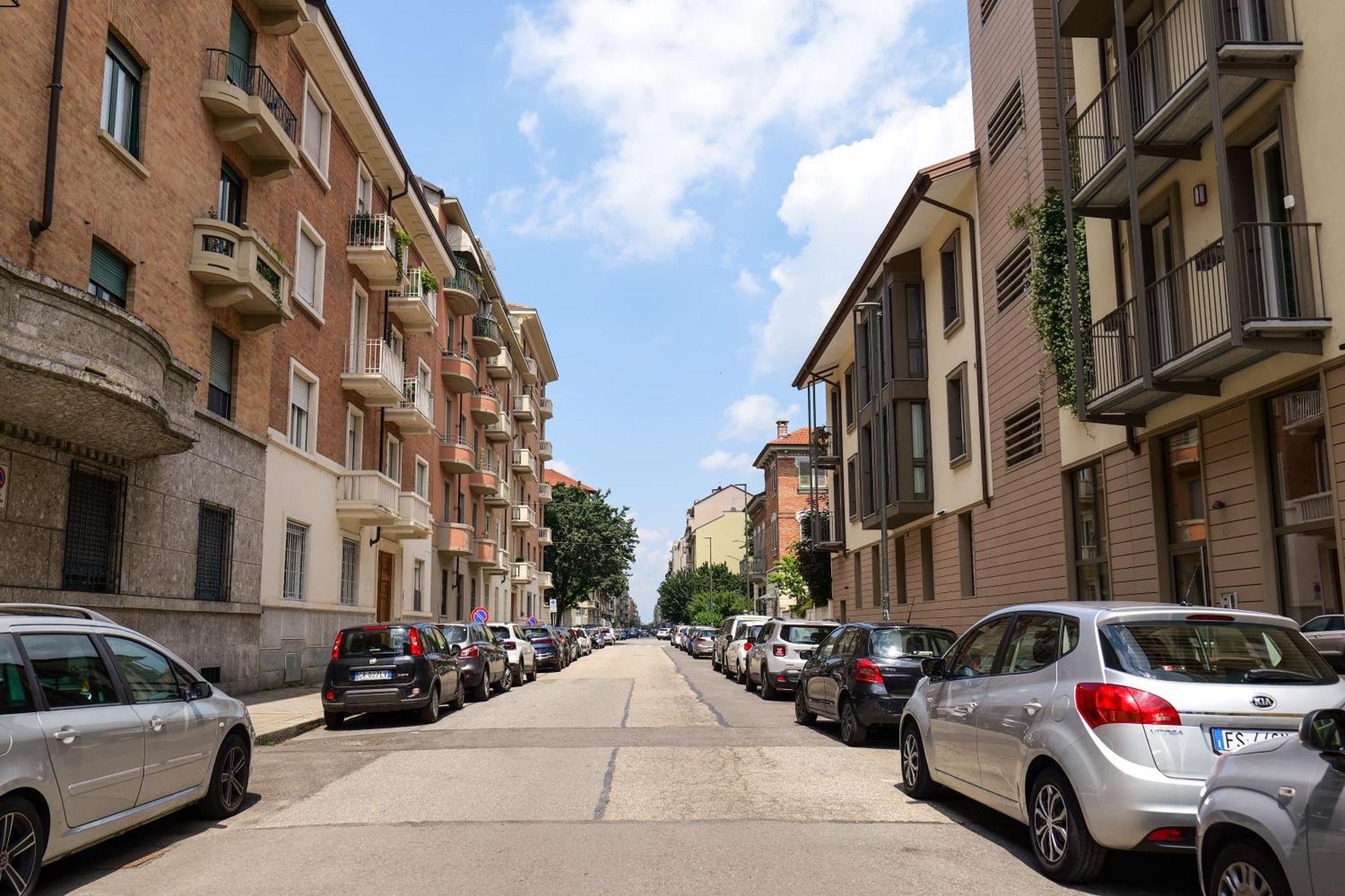 Coli'S House Bed & Breakfast Turin Bagian luar foto